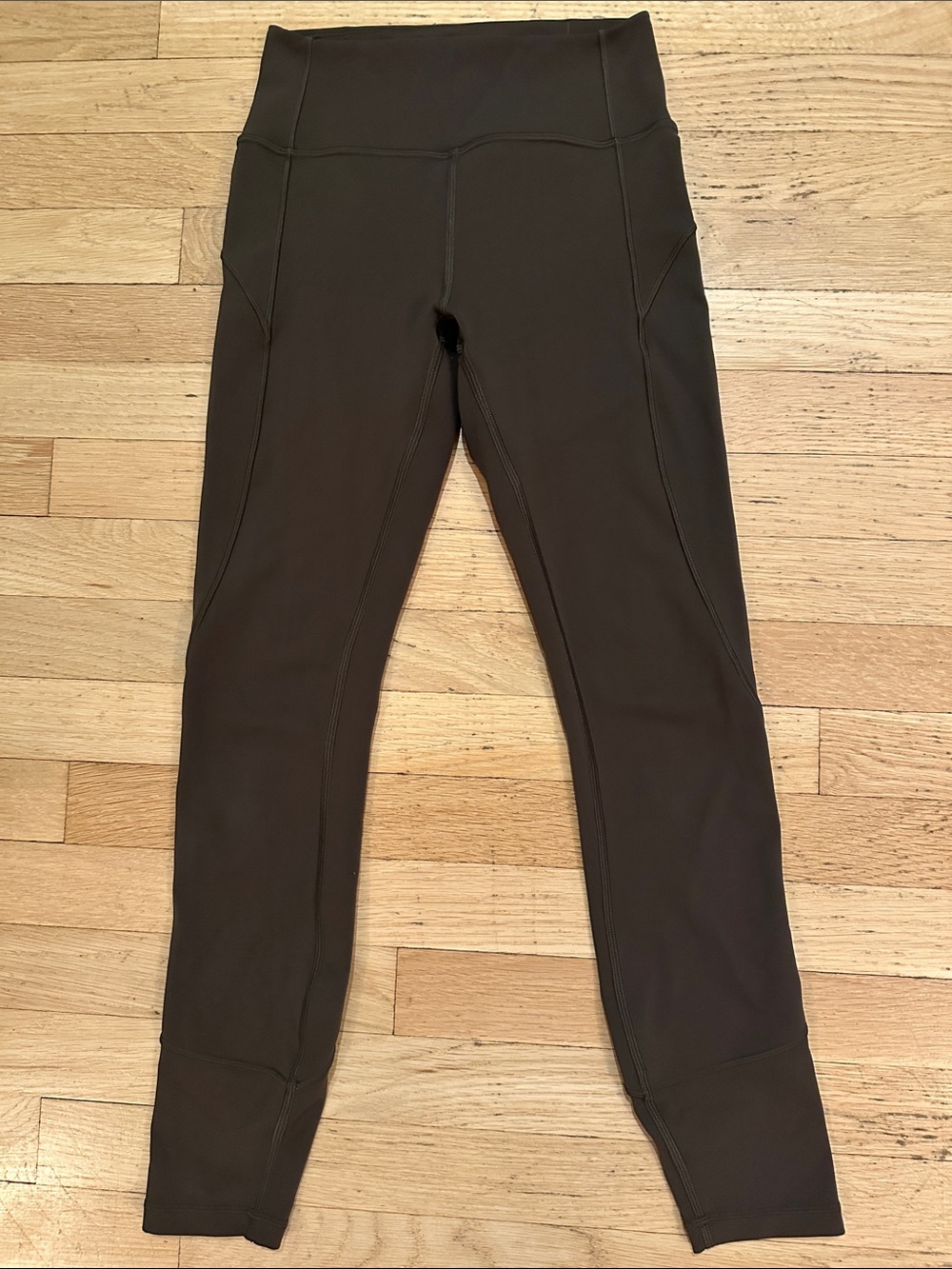 🍋 Lululemon 25” Leggings - Dark Olive … size 4